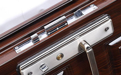 阿里地24小时上门开锁公司