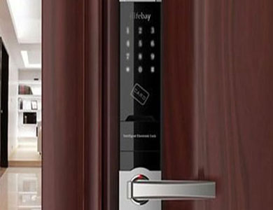 阿里地24小时上门开锁公司