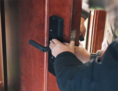 阿里地24小时上门开锁公司